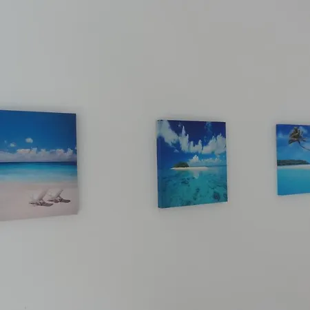 Cute Near The Sea Apartman *